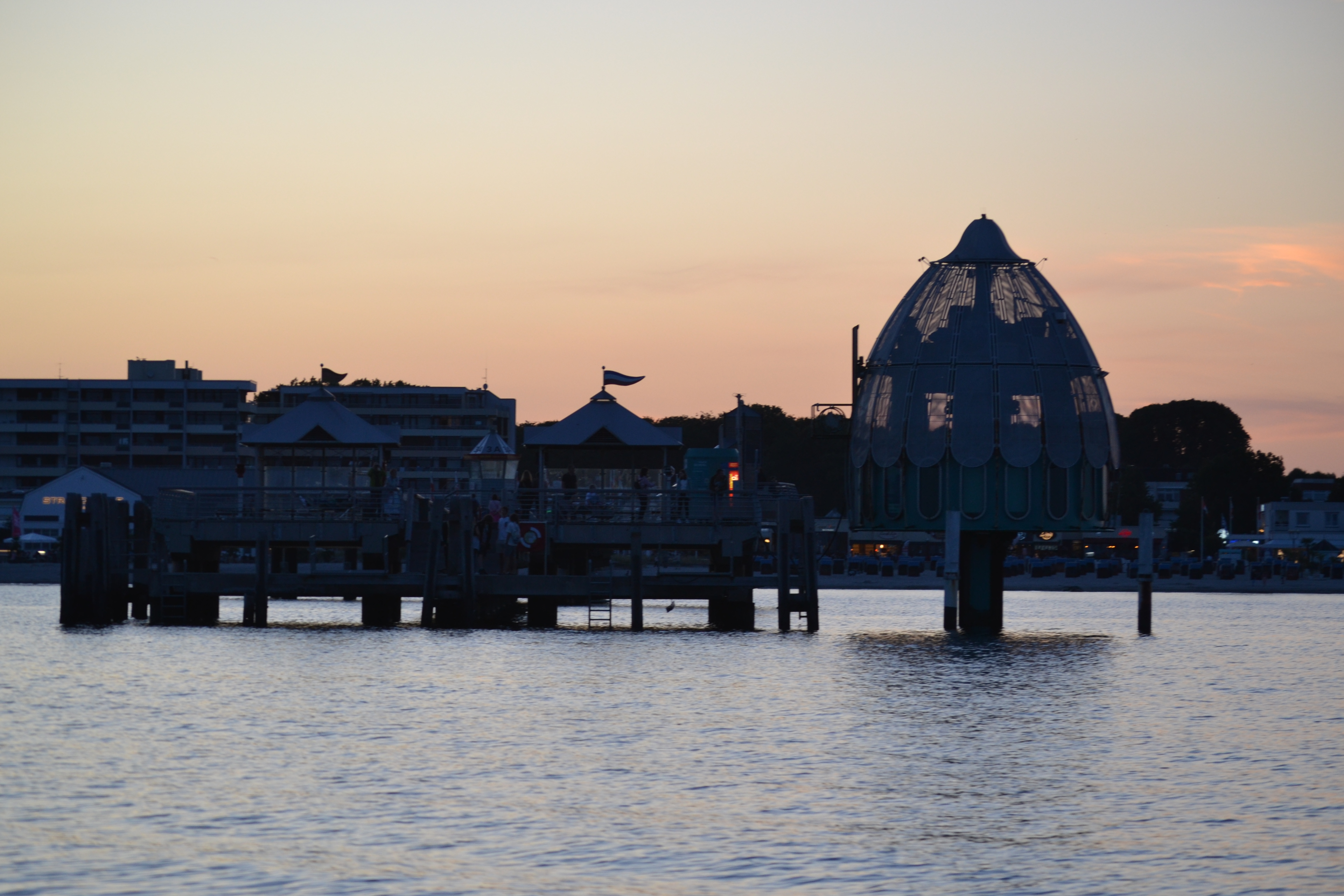 Seebrücke Grömitz und Tauchgondel